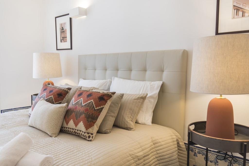 ליסבון Lovelystay - Downtown Magnificent Flat מראה חיצוני תמונה